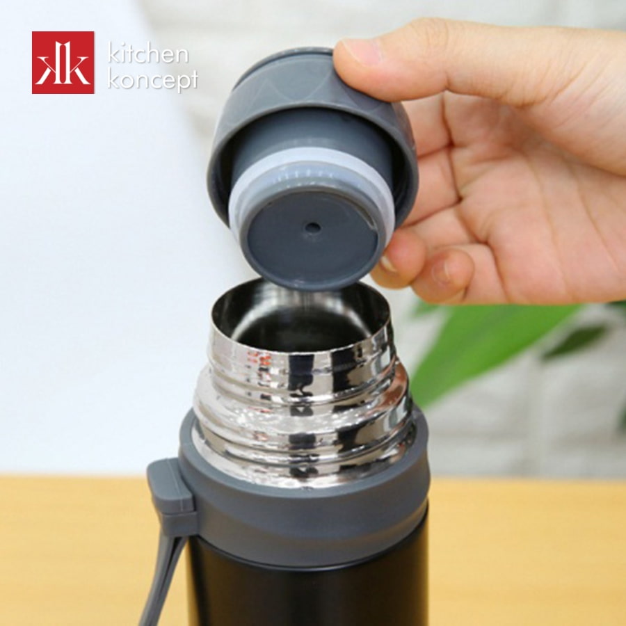 Bình không rõ logo, nhãn mác