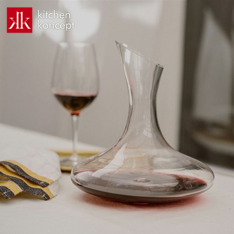 Cần lưu ý chất liệu và độ mỏng khi chọn các loại ly uống rượu