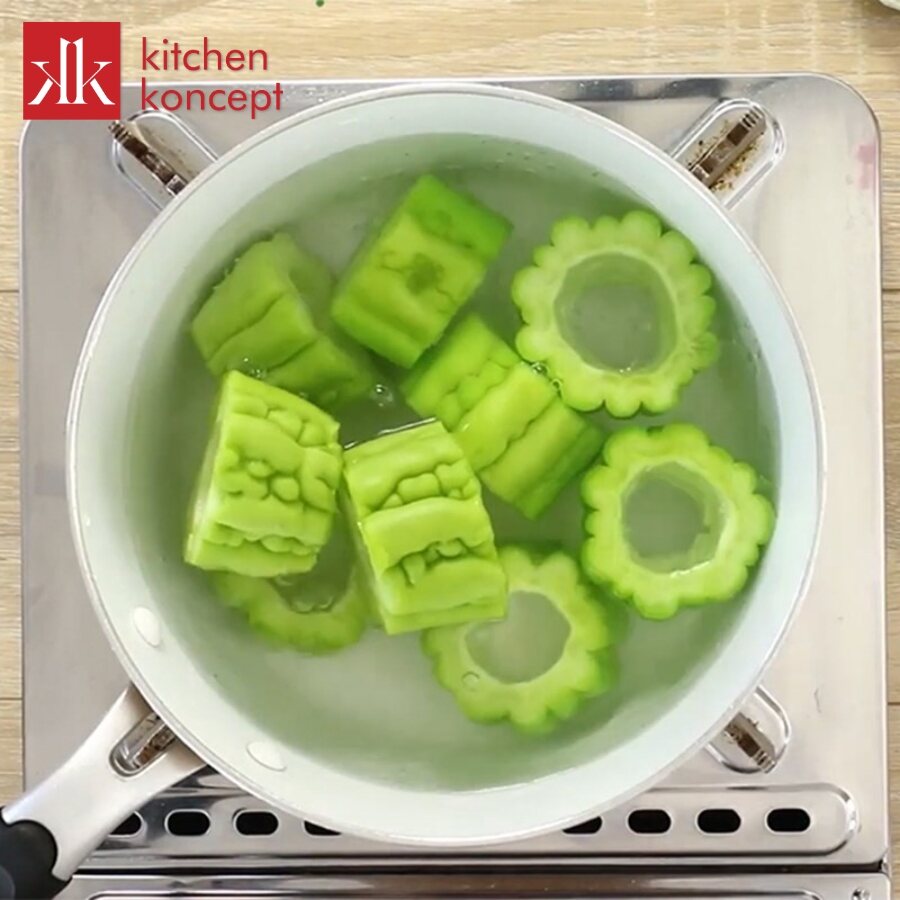 Khổ qua nhồi thịt