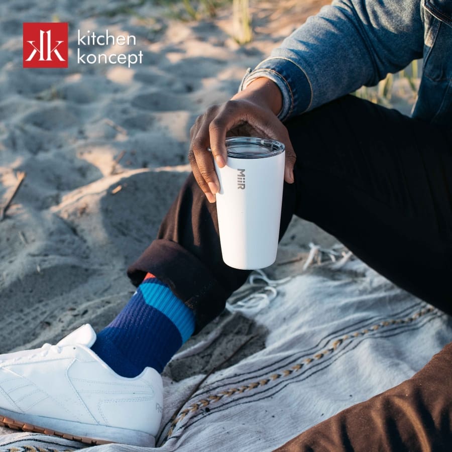 Bình giữ nhiệt cho nam có thiết kế năng động