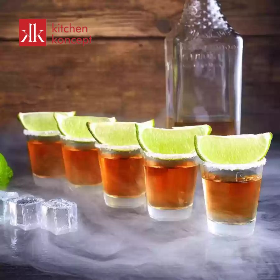 Ly shot dùng để uống nhanh các loại rượu mạnh