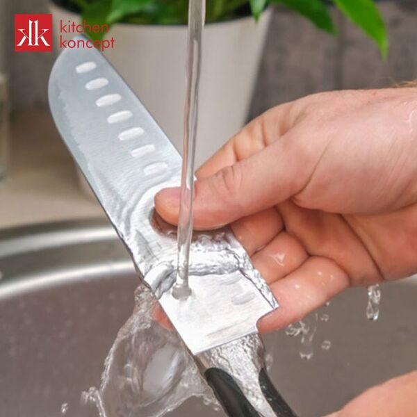 Nguyên nhân dao bị rỉ sét