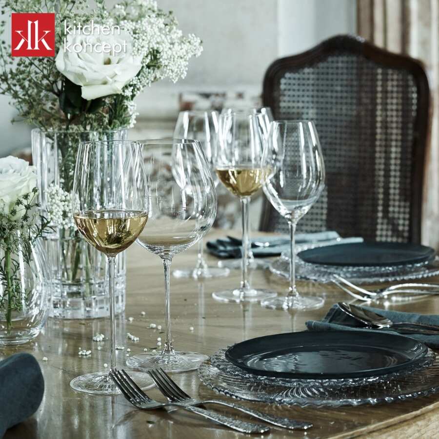 Những tác dụng khi sử dụng rượu vang đúng cách