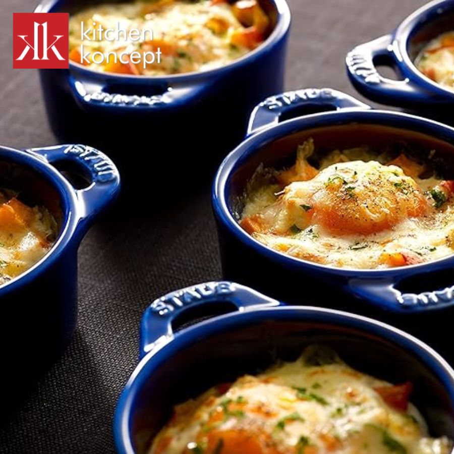 Di chuyển nồi gang nhẹ nhàng để tránh xước bếp