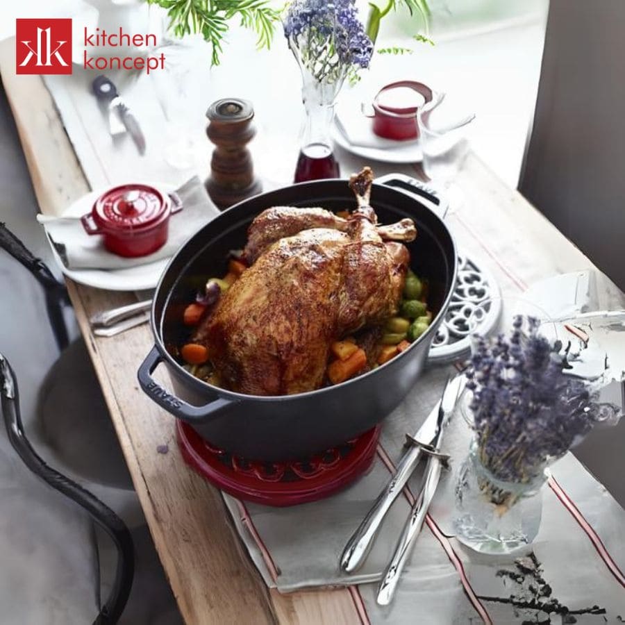 Nồi gang tráng men Staub