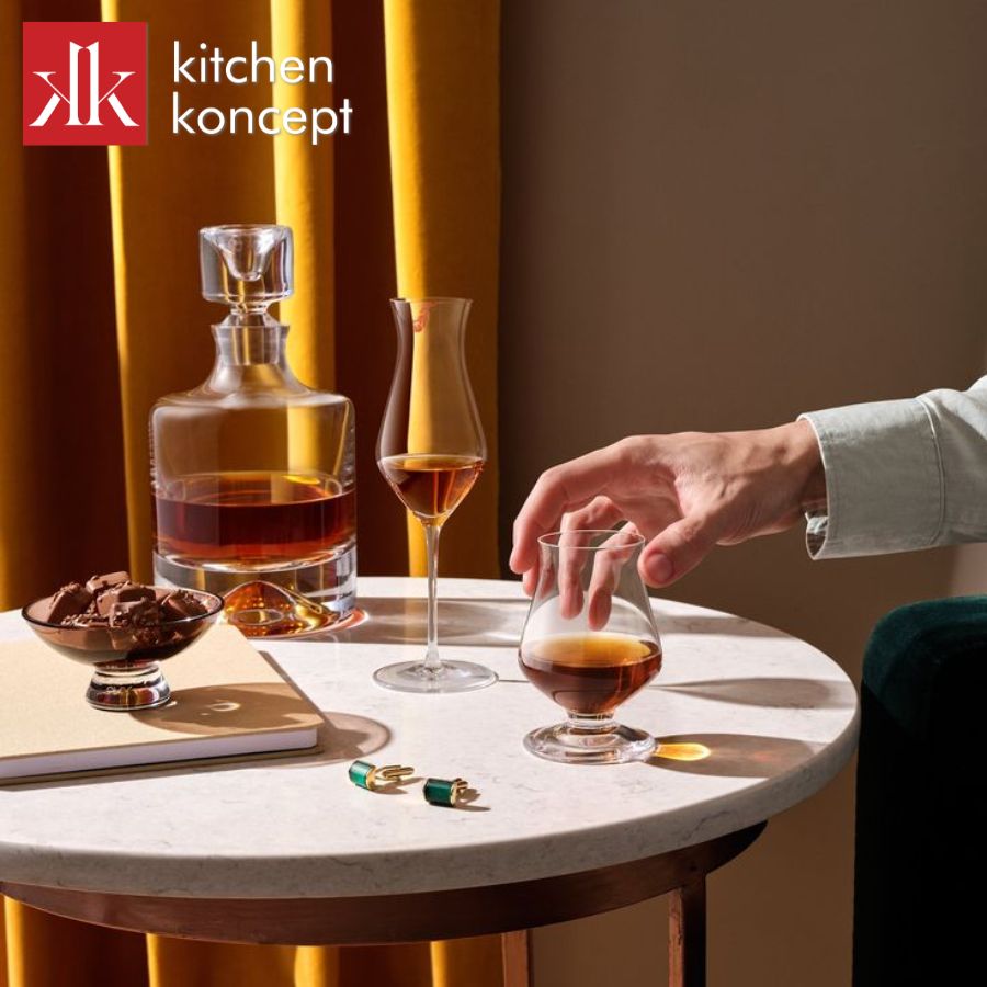 Thưởng thức Whisky nguyên chất