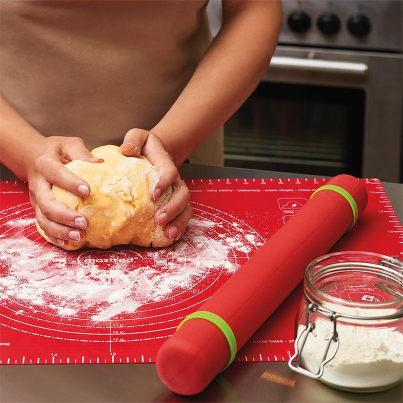 Mastrad - Cây lăn bột thông minh Mastrad - Cây lăn bột thông minh màu đỏ - 41cm