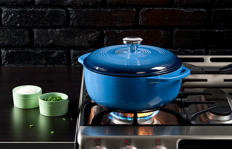 Nồi gang tráng men màu xanh