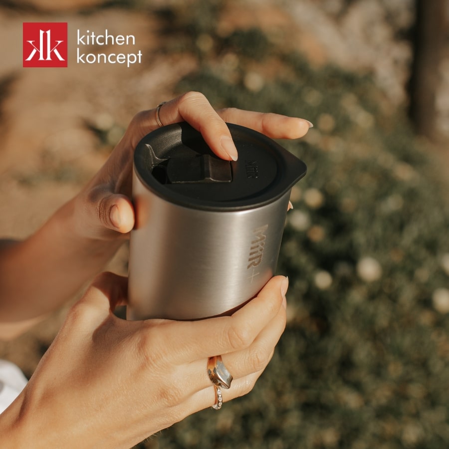 Vặn chặt nắp bình khi sử dụng