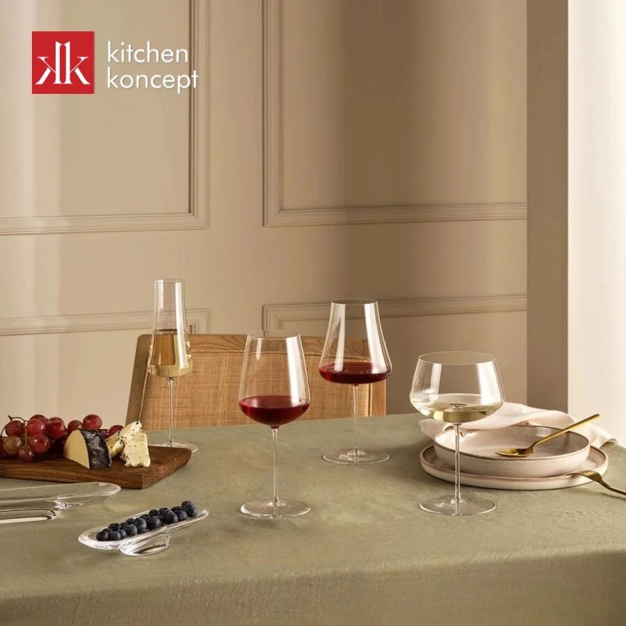 Việc chọn ly uống rượu phần lớn dựa trên gu thưởng thức