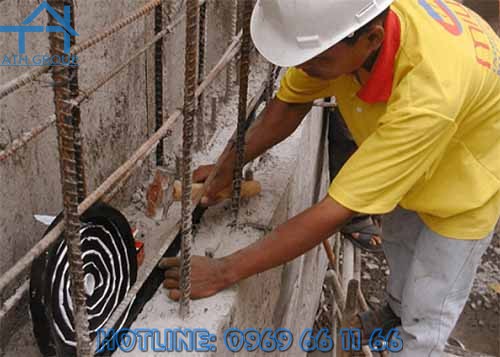 INCONBAR SW được lắp đặt tại vị trí tiếp giáp giữa hai lần đổ bê tông