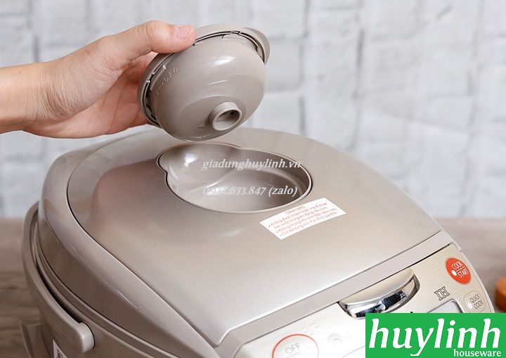 Nồi cơm điện tử Toshiba RC-10RH(CG)VN - 1 lít 4