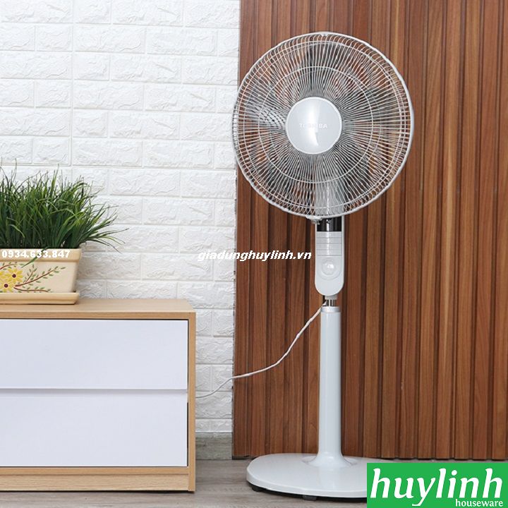quạt đứng toshiba f-lsa20(w)vn 5