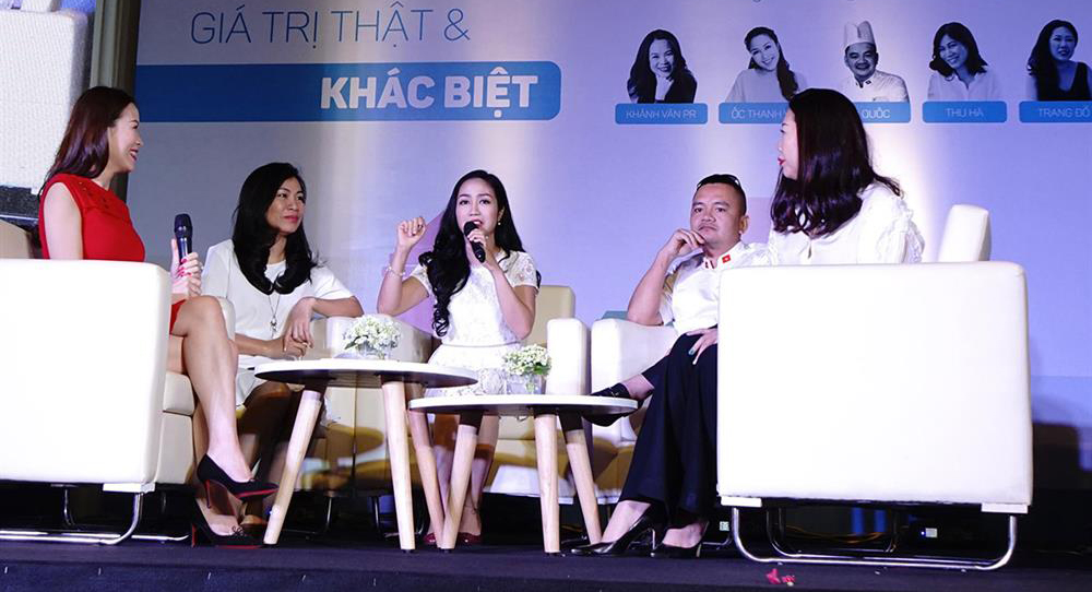 Talkshow 'Tupperware – Giá trị Thật và Khác biệt' Talkshow 'Tupperware – Giá trị Thật và Khác biệt'
