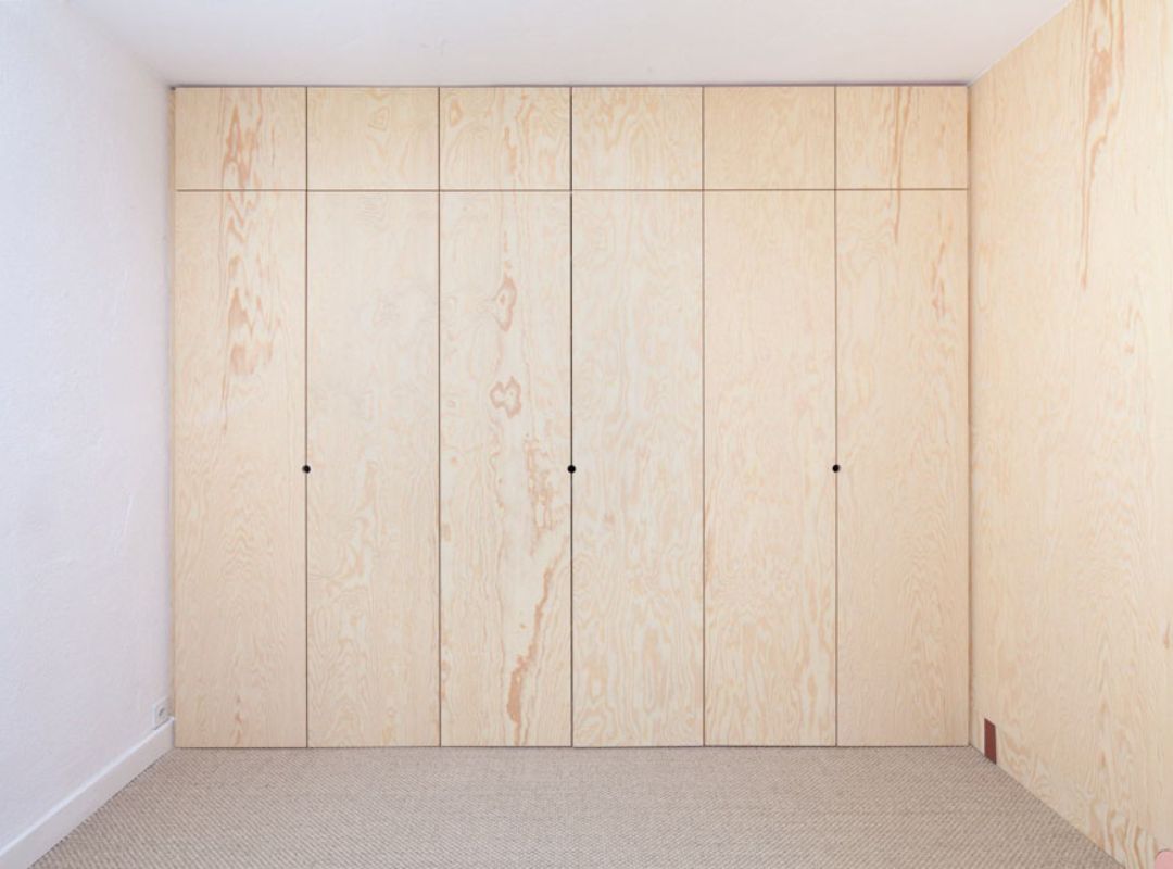 ván ép làm vách ngăn tường