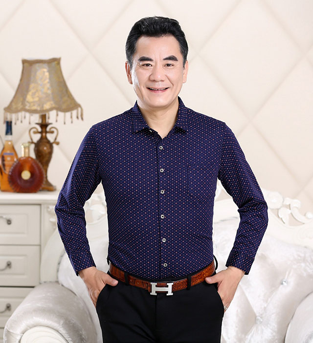 Áo sơ mi nam sọc nhỏ dành cho đàn ông trung niên