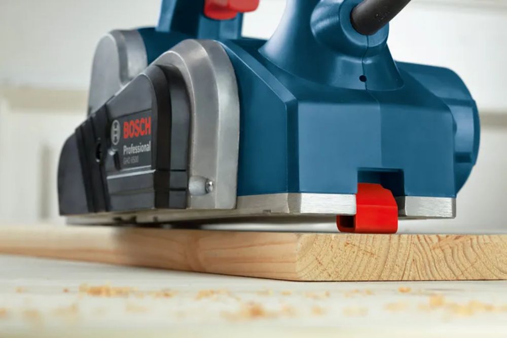 Bosch GHO 6500