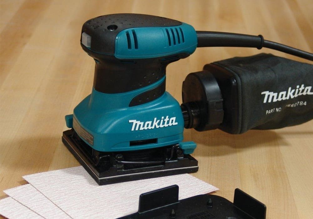 Máy chà nhám Makita