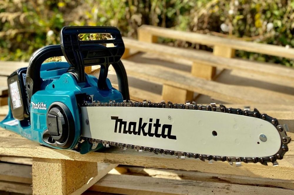 Makita DUC353Z