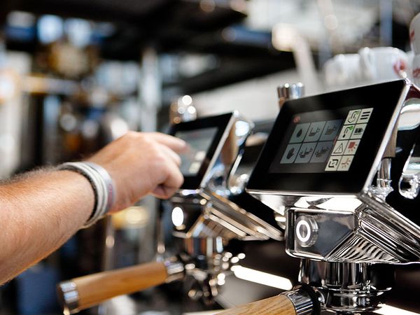 sửa máy pha chế