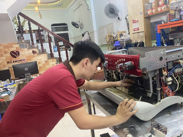Dịch vụ sửa chữa máy pha cà phê: Nhanh chóng – Tiện lợi – An toàn