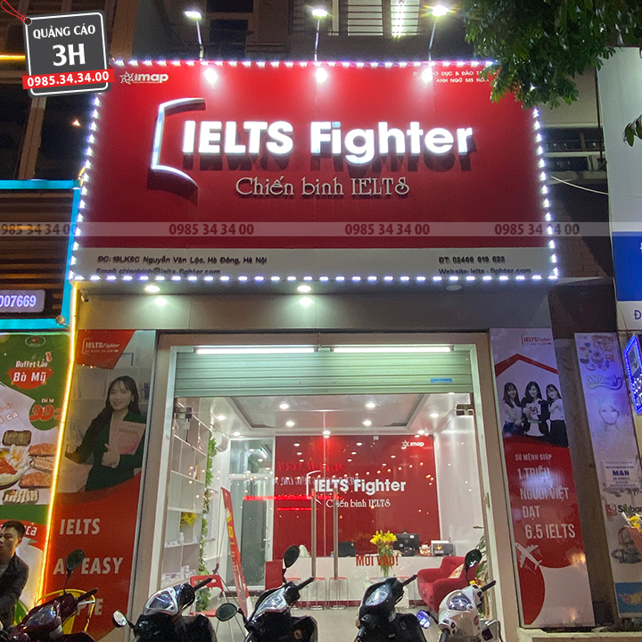 Biển hiệu quảng cao trunng tâm anh ngữ có đèn sáng