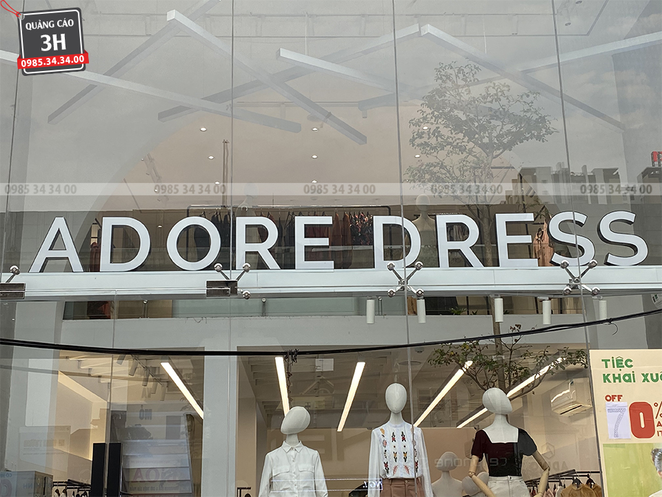 biển quảng cáo đẹp cho shop quần áo