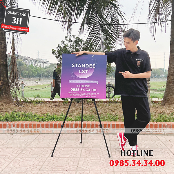 standee treo tranh chu a