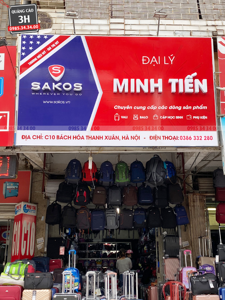 trào lưu làm biển cửa hàng balo túi xách hiện nay