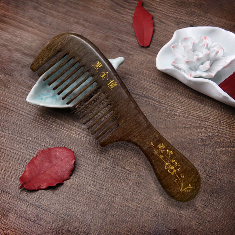 Lược gỗ đàn hương đen răng thưa