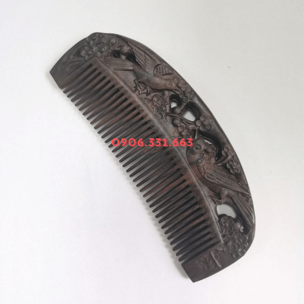Lược gỗ đàn hương khắc đôi chim uyên ương