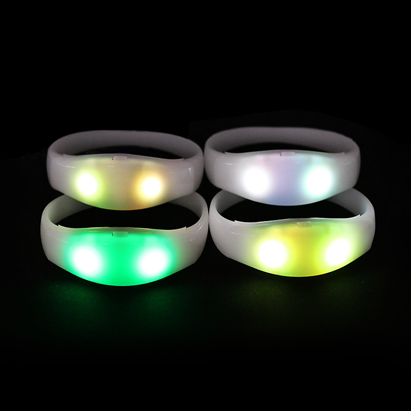 Vòng đeo tay cảm ứng âm thanh đổi màu led