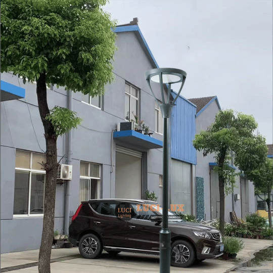 đèn sân vườn