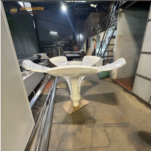 cột đèn sân vườn 5 cánh