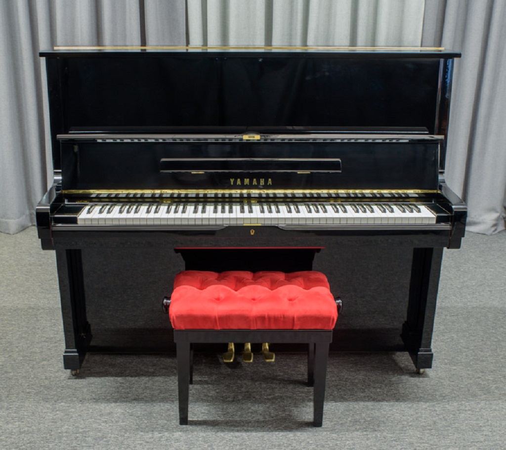 Piano Yamaha U2H