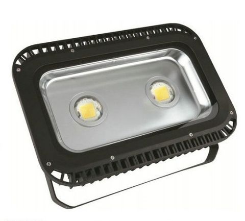 Danh sách 5 mẫu đèn pha LED chiếu sáng cao cấp