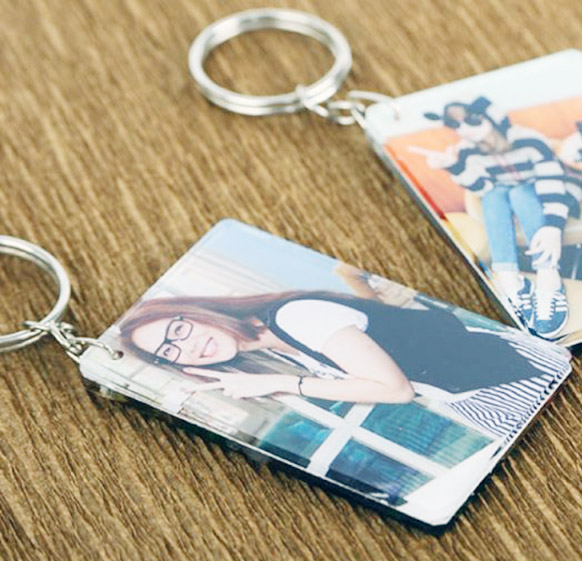 moc khoa mica gia re