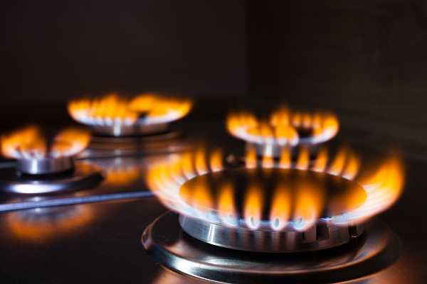 Bếp gas công nghiệp bị đỏ lửa