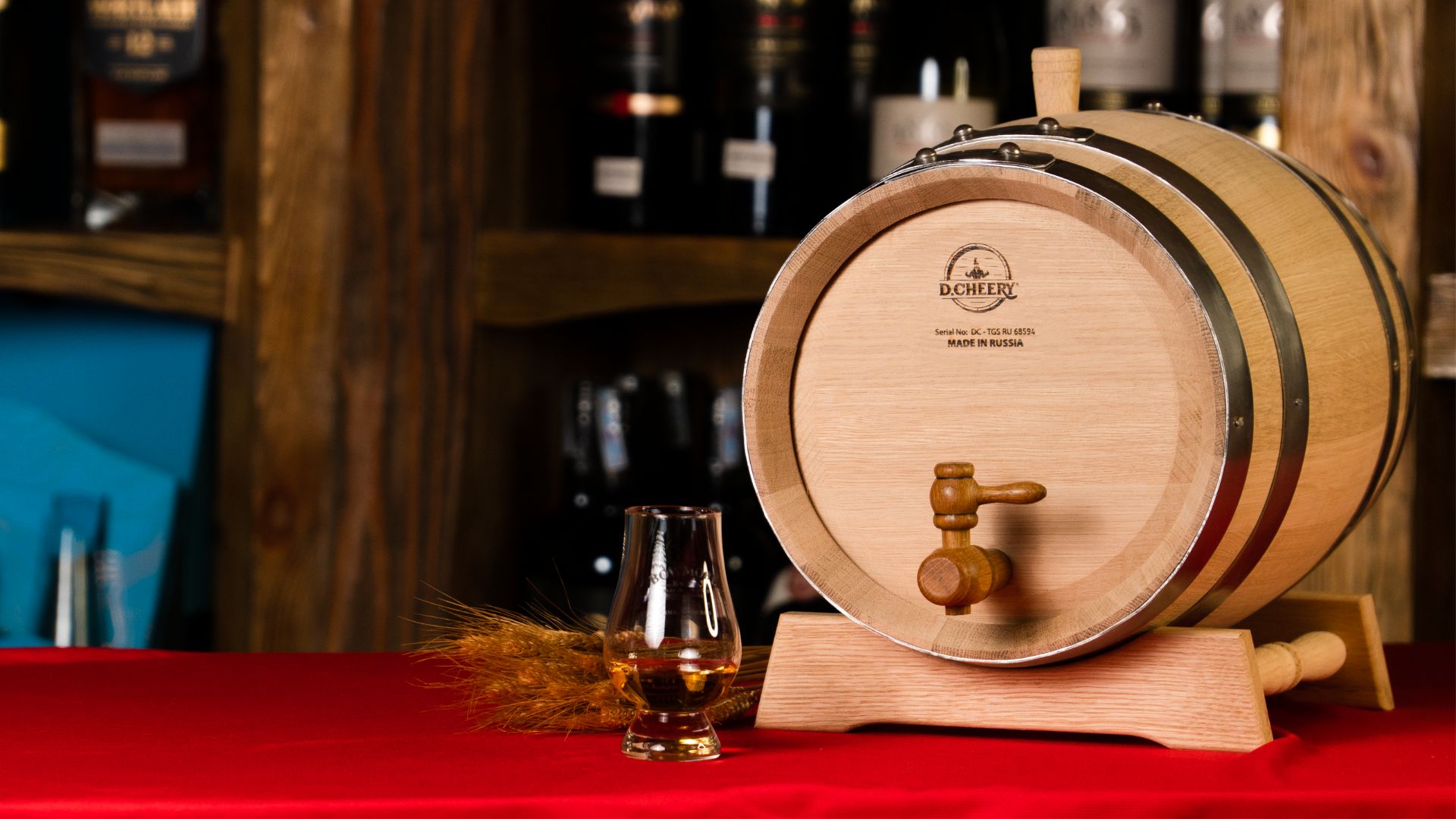 thùng gỗ sồi ngâm rượu