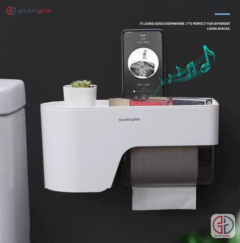 Để điện thoại nghe nhạc lên kệ đựng giấy vệ sinh dán utờng shuangqing