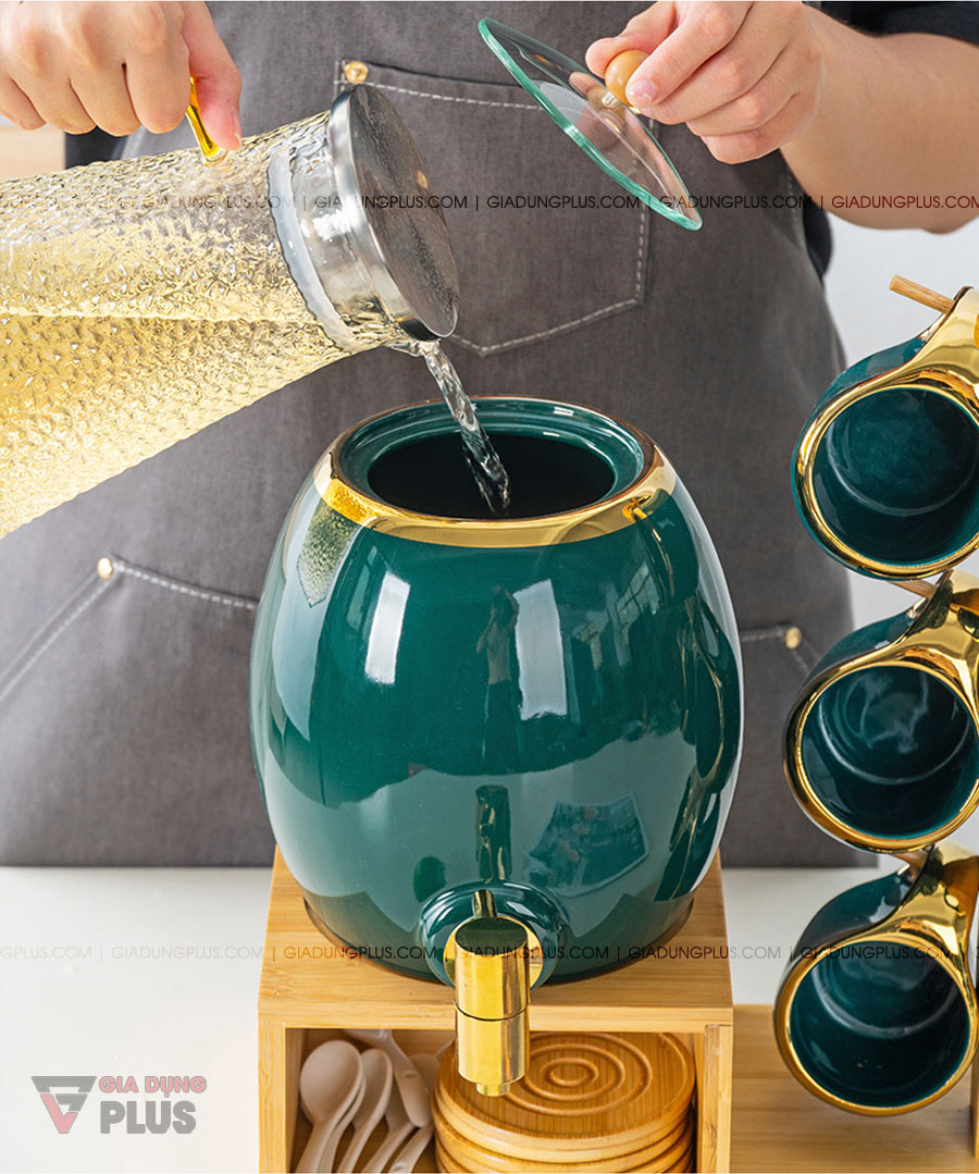 Bộ chum đựng nước & rượu sứ màu xanh ngọc lục bảo Bắc Âu | Phần miệng chum rộng, dễ dàng tiếp nước và rượu vào bình dễ dàng, nắp đậy kín