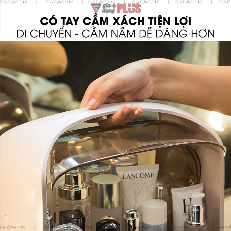 Có tay cầm xách rất tiện lợi, giúp dễ dàng di chuyển và lấy khi sử dụng mà không lo tuột tay gây rơi vỡ