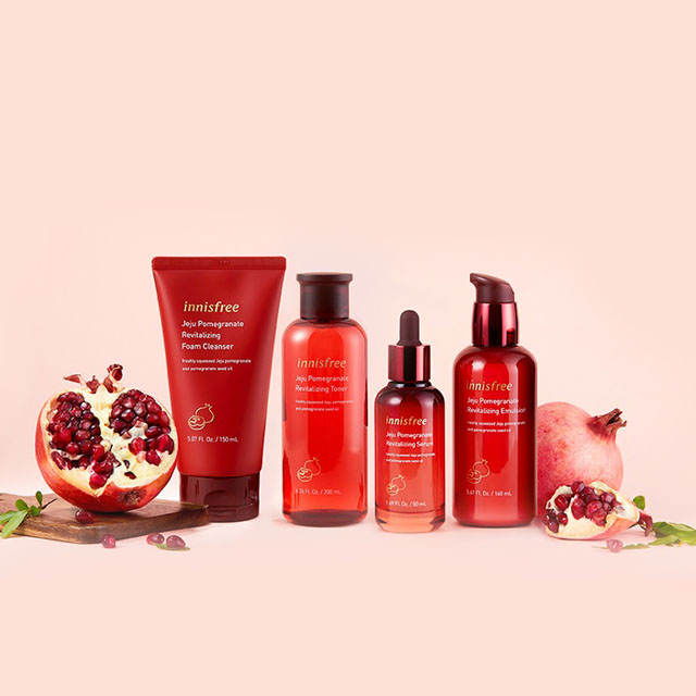 Bộ 4 Sản Phẩm Innisfree Jeju Pomegranate Revitalizing Skincare Special Set