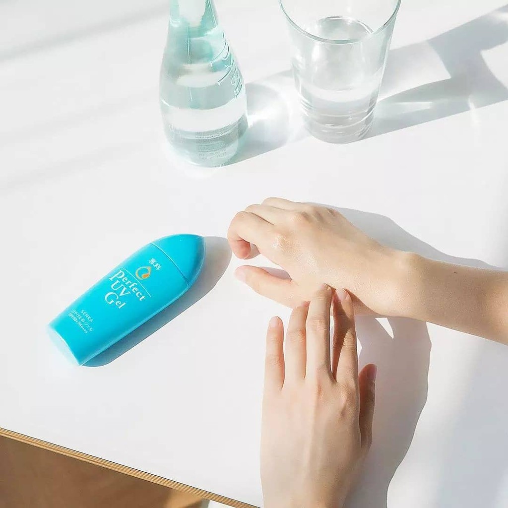 Gel chống nắng dưỡng ẩm Senka Perfect UV Gel N