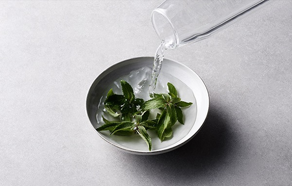 Nước hoa hồng Hanyul Mentha Trouble Toner 300ml