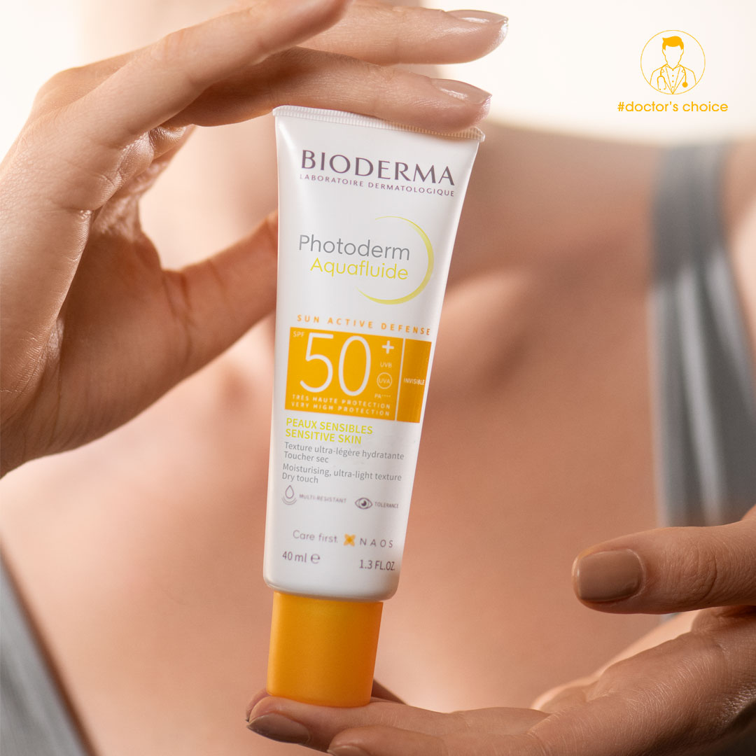Kem Chống Nắng Bioderma Photoderm Aquafluide SPF 50+ Giảm Bóng Nhờn 40ml (Mẫu Mới) (Nhập Khẩu)