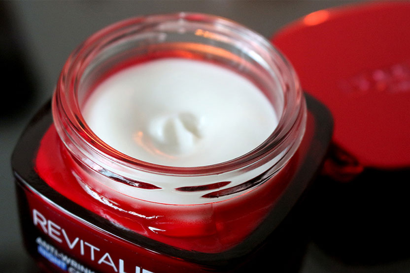 Kem Dưỡng Ban Đêm Săn Chắc Da Và Giảm Nếp Nhăn L'Oreal Paris Revitalift 50ml