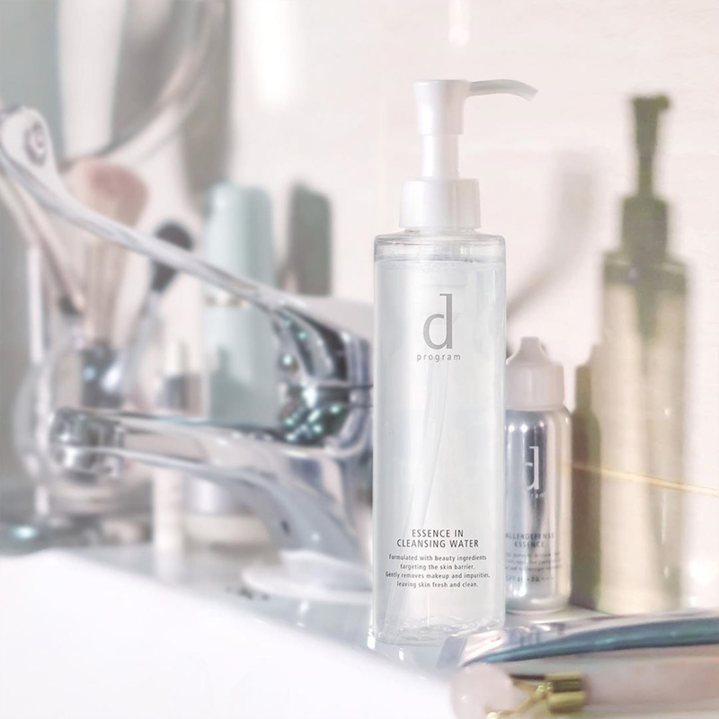 Nước Tẩy Trang Dưỡng Da D Program Essence 180ml
