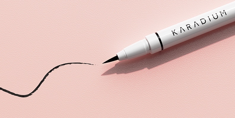 Dạ Kẻ Mắt Karadium Waterproof Brush Liner Black (Trắng)