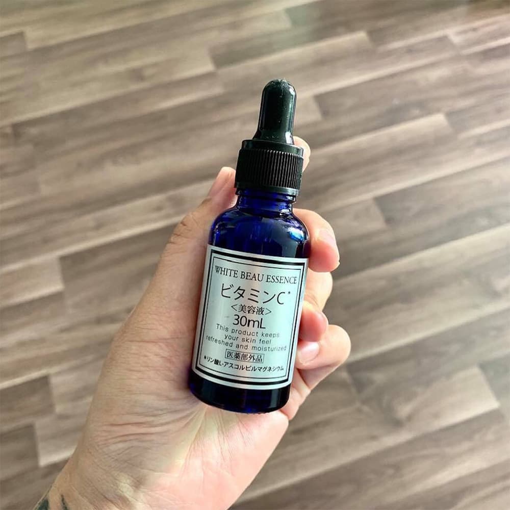 Serum trắng da Vitamin C White Beau Essence 30ml